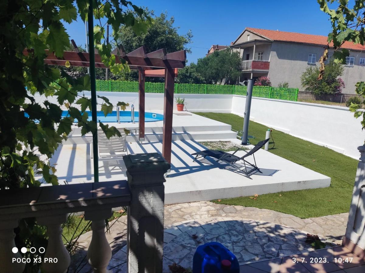Apartmani Bruna Bilice Vrulje  Exteriér fotografie